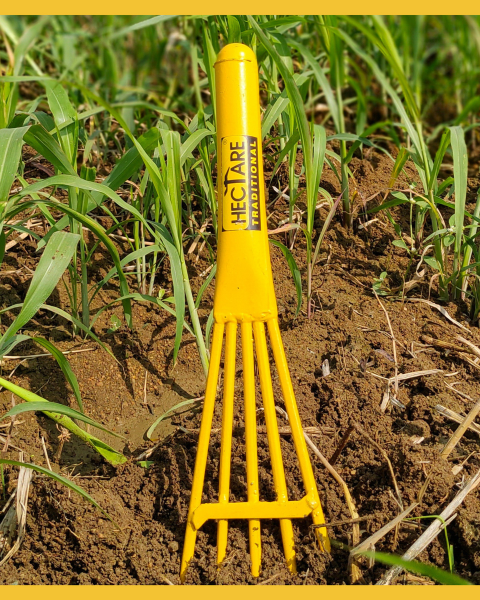 HECTARE TRADITIONAL CULTIVATOR HAND TOOL-YELLOW