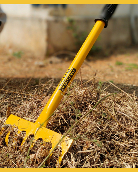 HECTARE TRADITIONAL GARDEN RAKE - HAND CULTIVATOR